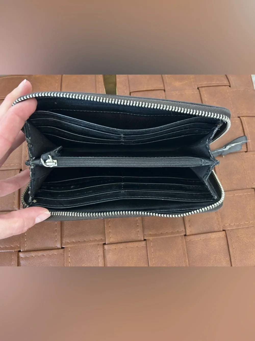 MARC JACOBS Empire City Dark Grey Leather Continental Zip Around Wallet